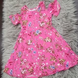 Girls dress